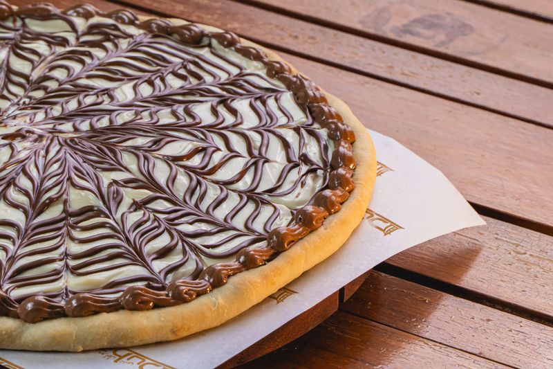 mod pizza nutella dessert pizza
